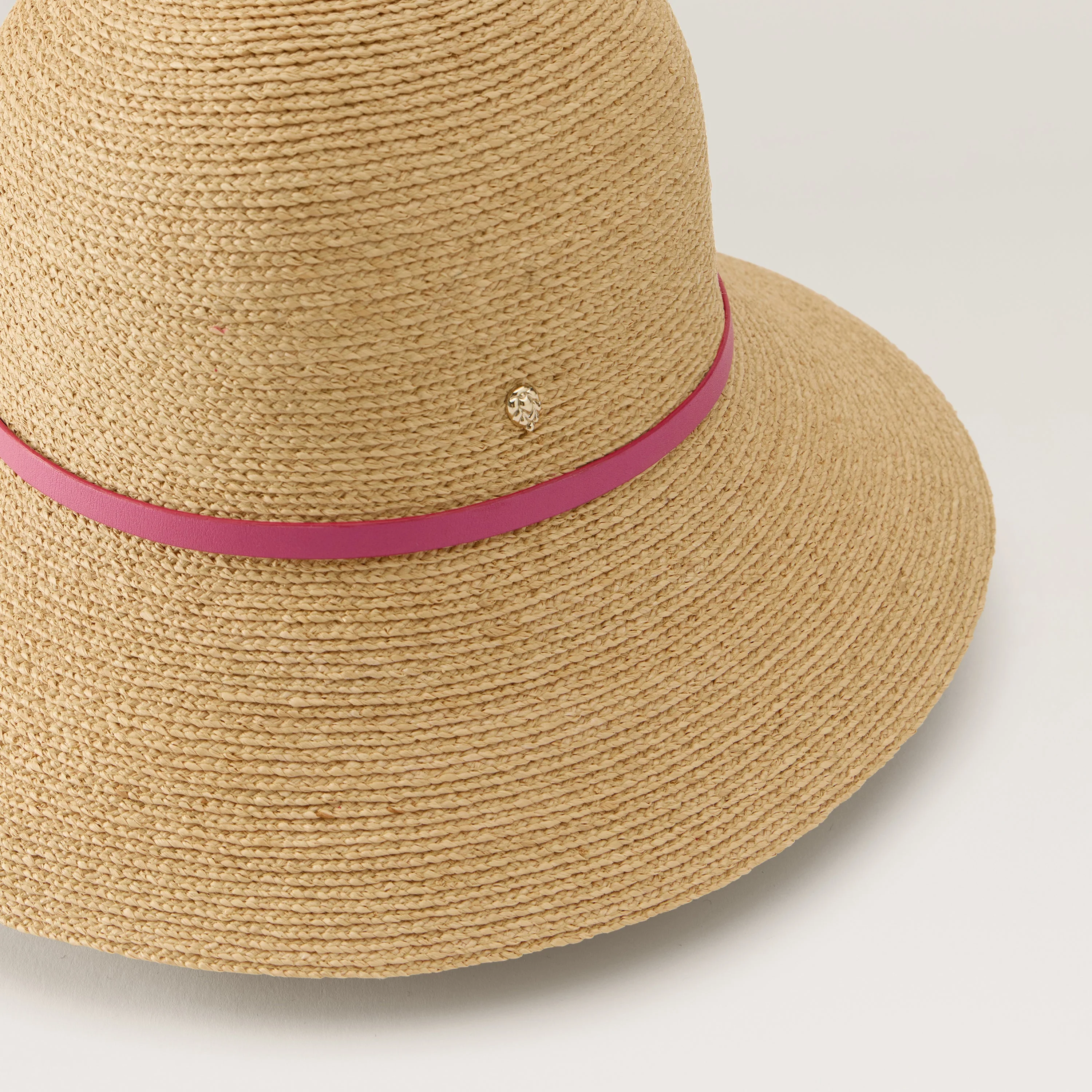Besa 9 Raffia Braid Cloche - Image 3