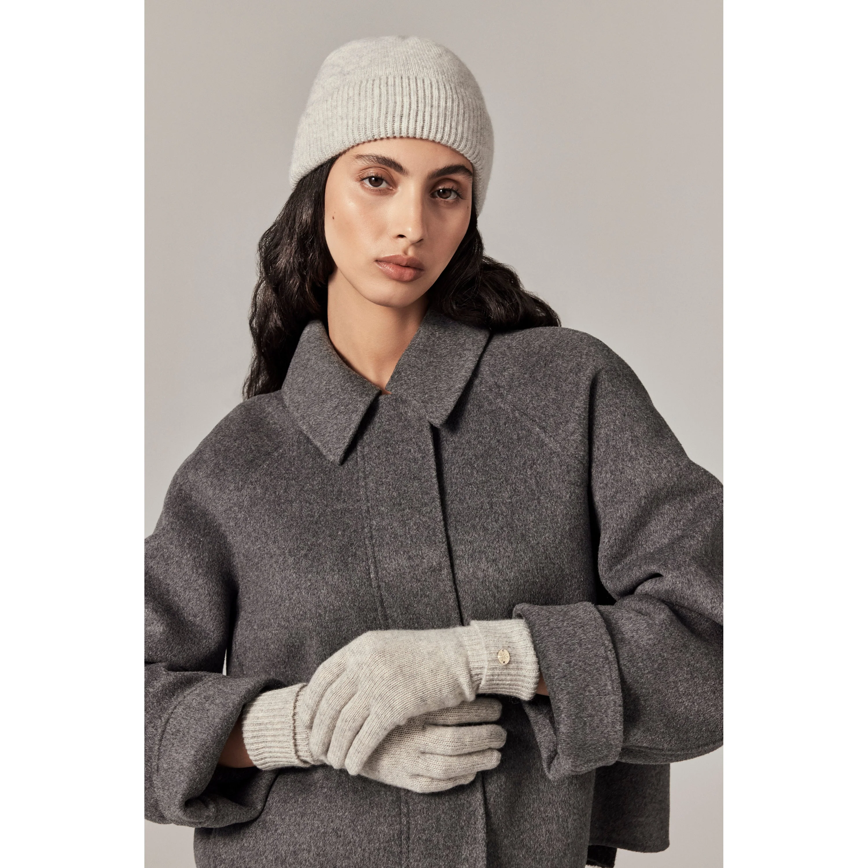 Blaire Cashmere Gloves - Image 2