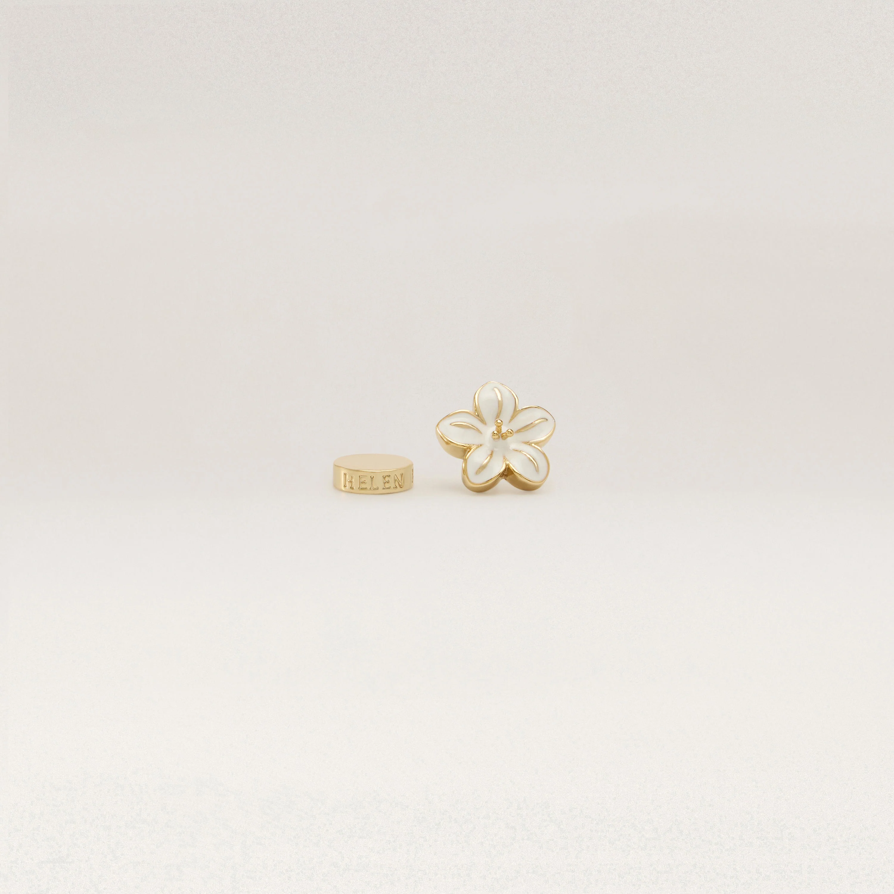 Blossom Flower Charm Hat Pin - Image 3
