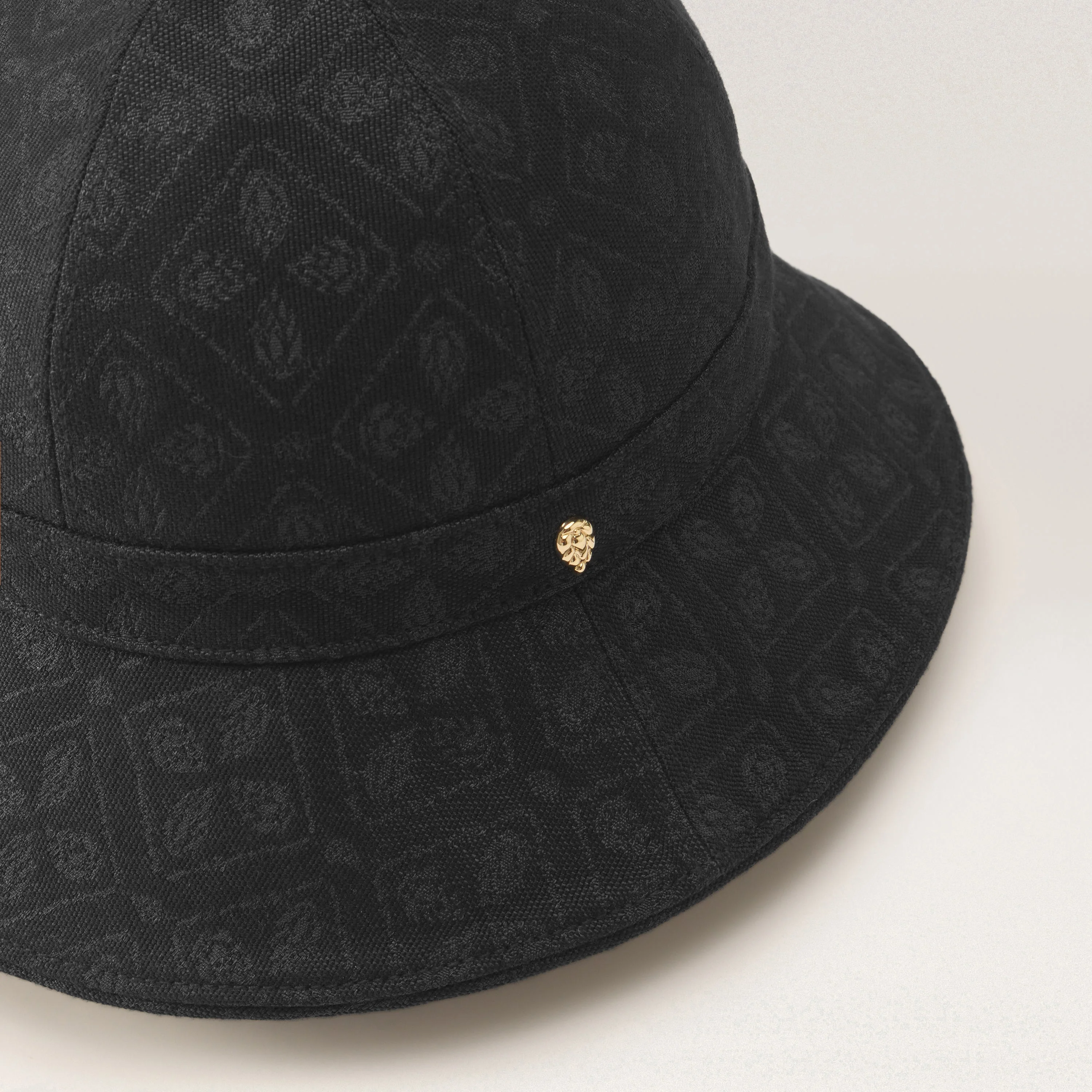 Cecilia Jacquard Cloche - Image 4