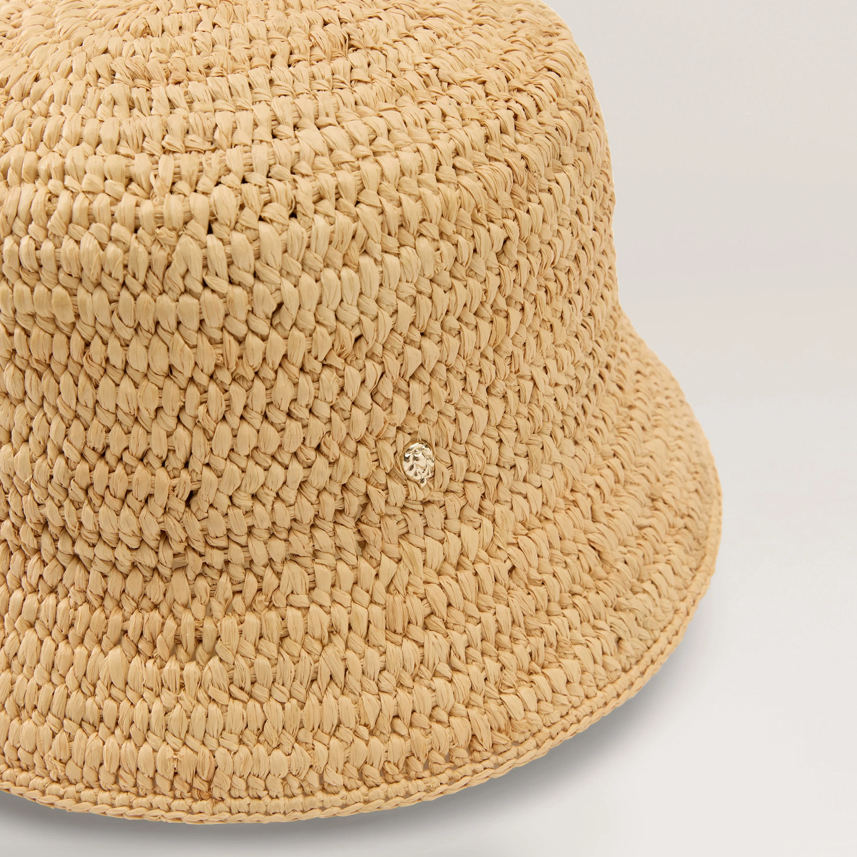 Chaturi Raffia Crochet Bucket - Image 5