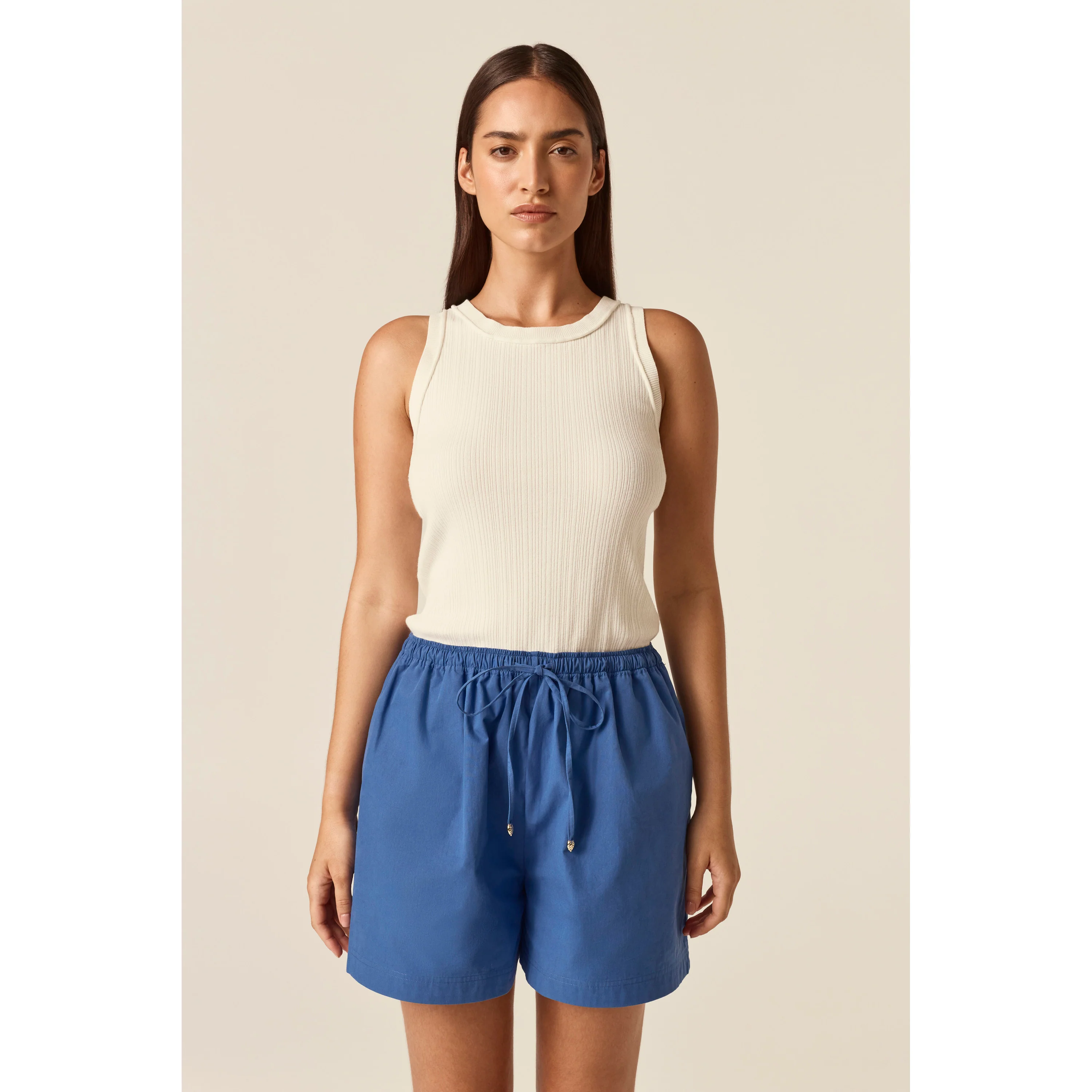 Evie - Image 4