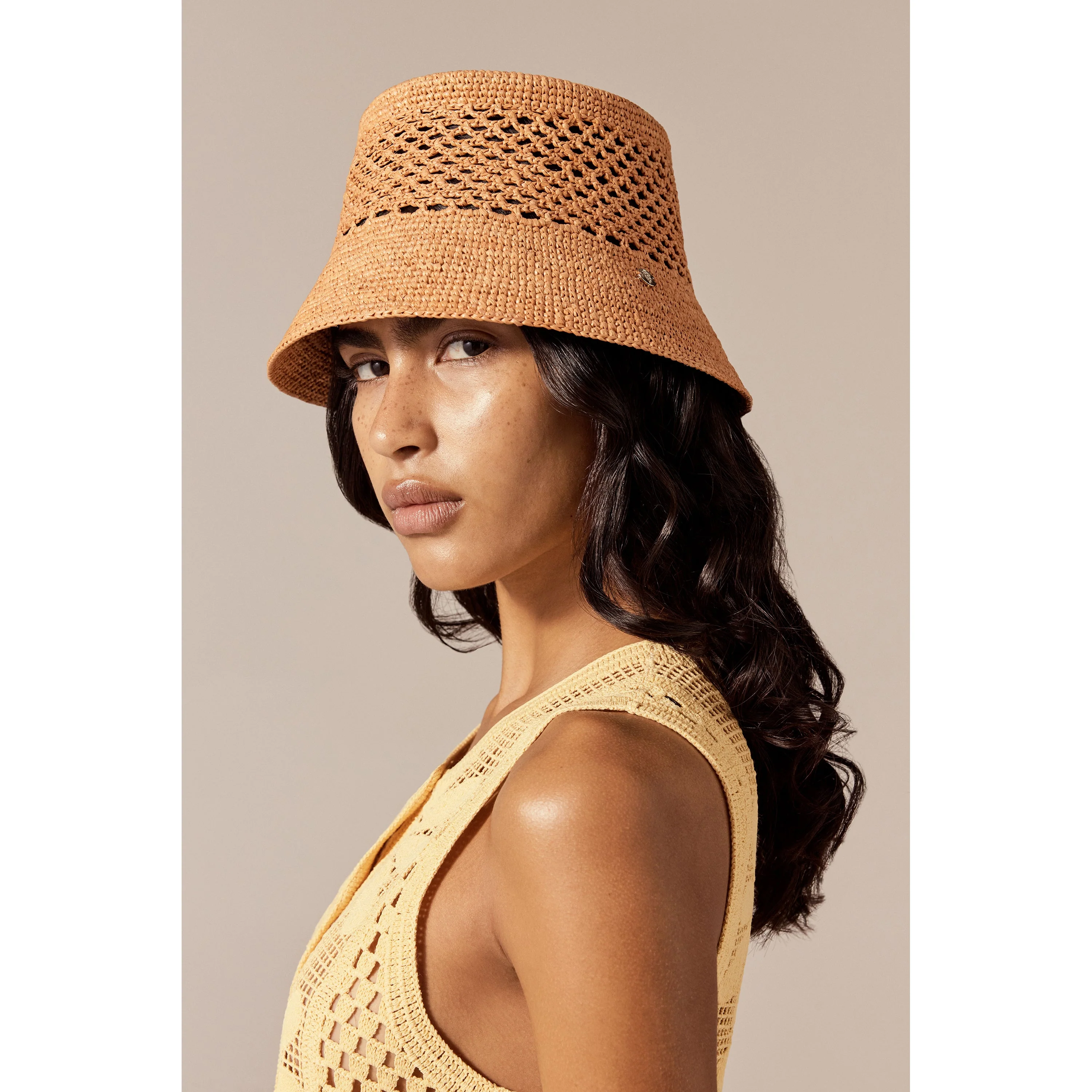 Hana Raffia Bucket - Image 2
