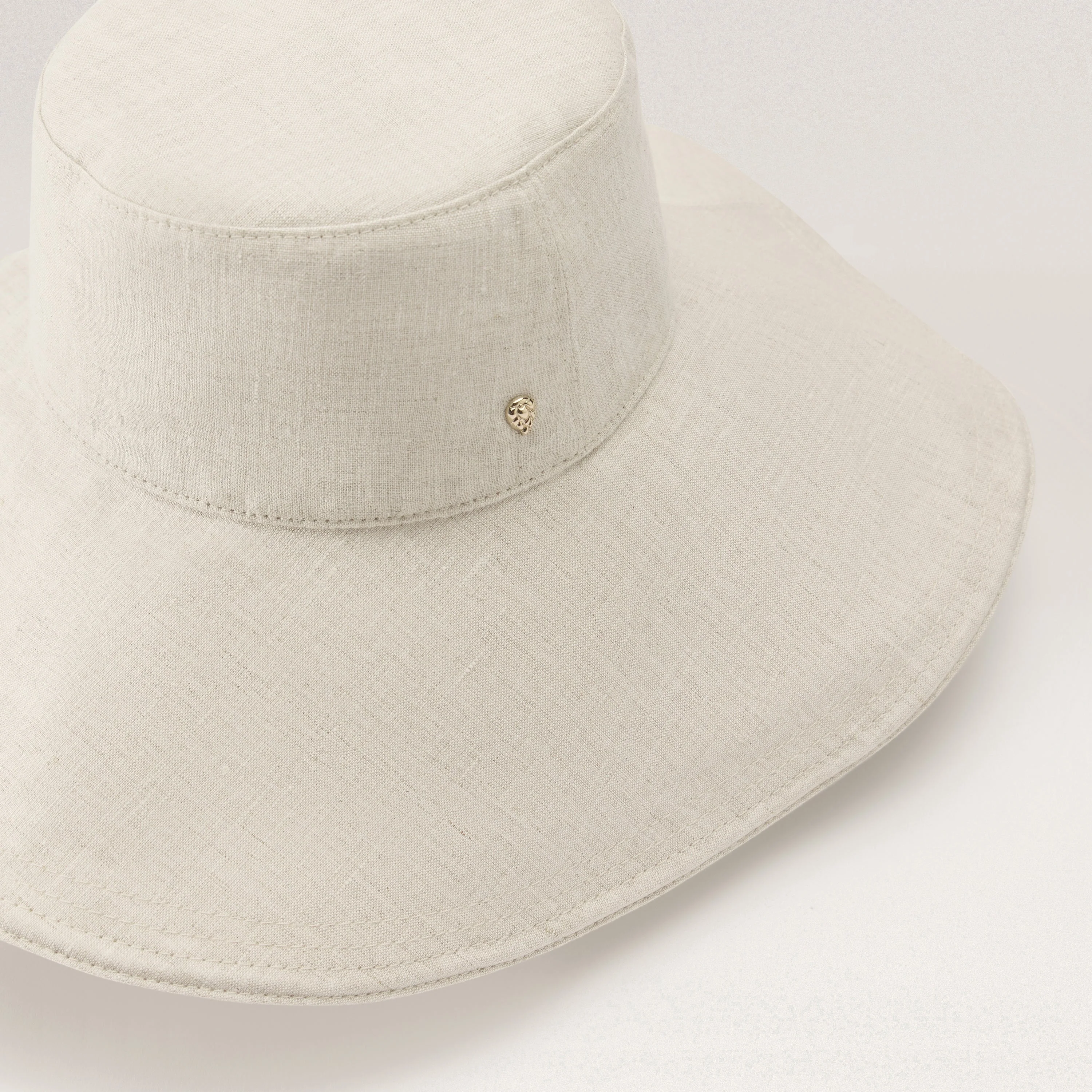 Isha Linen Blend Bucket - Image 4