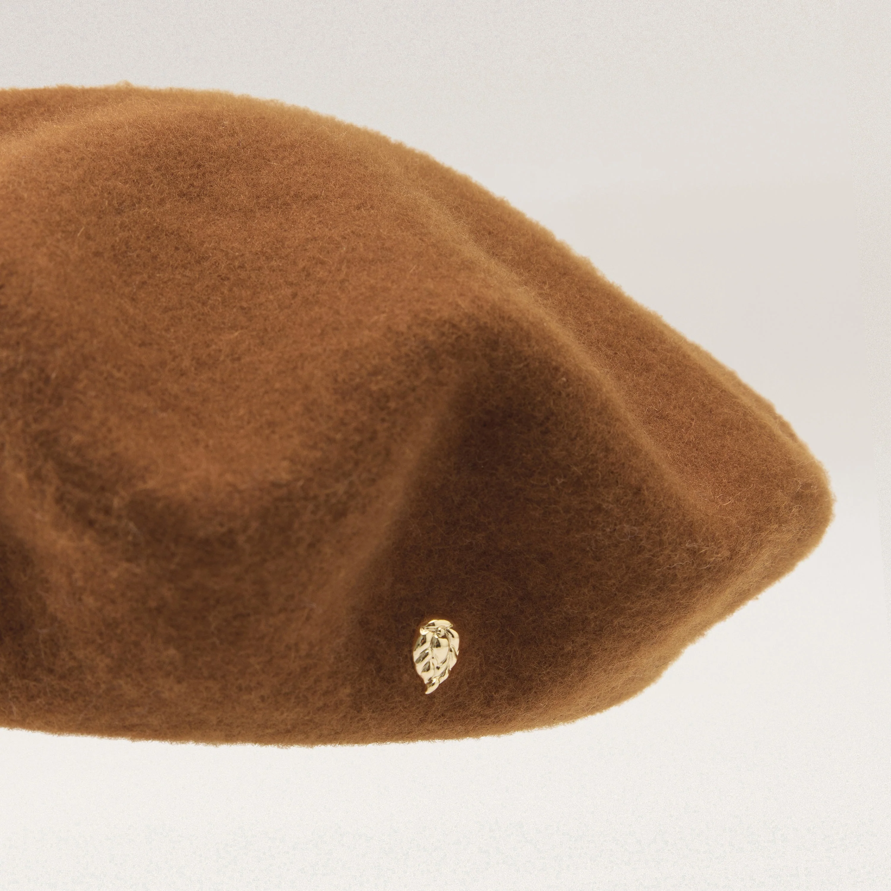 Issy Rollable Wool Beret - Image 4