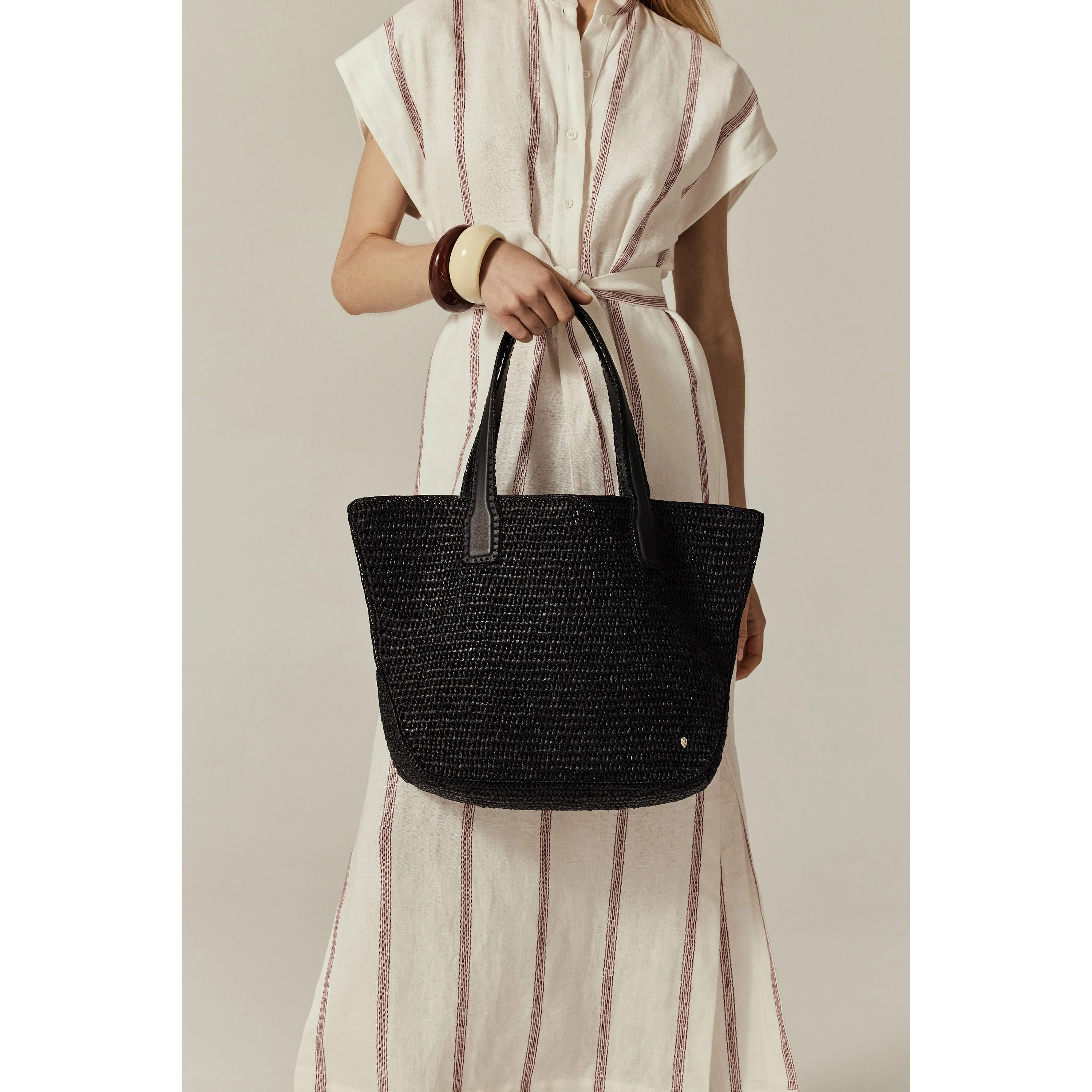 Liyoni Raffia Crochet Tote - Image 2