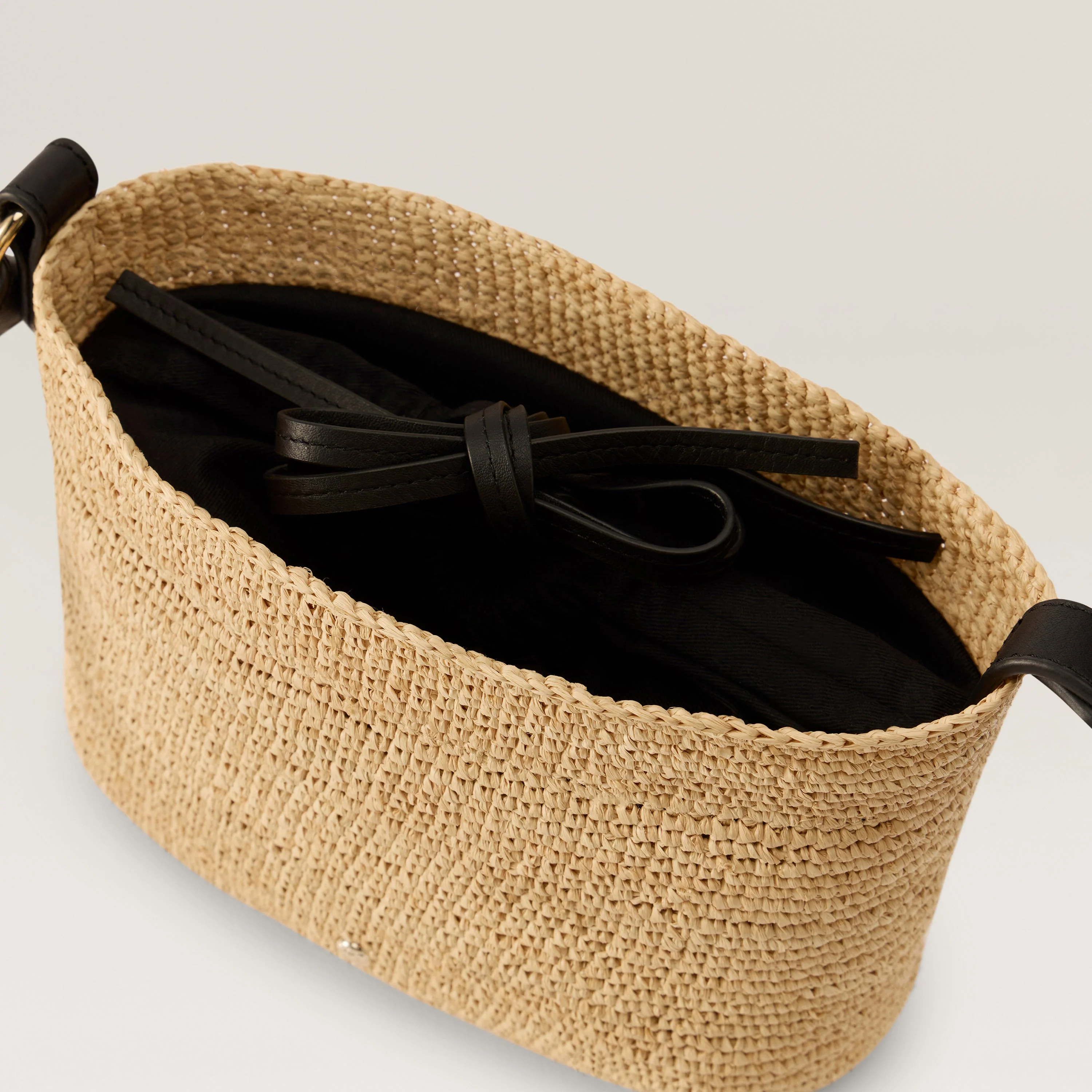 Nalin Raffia Crochet Crossbody - Image 5