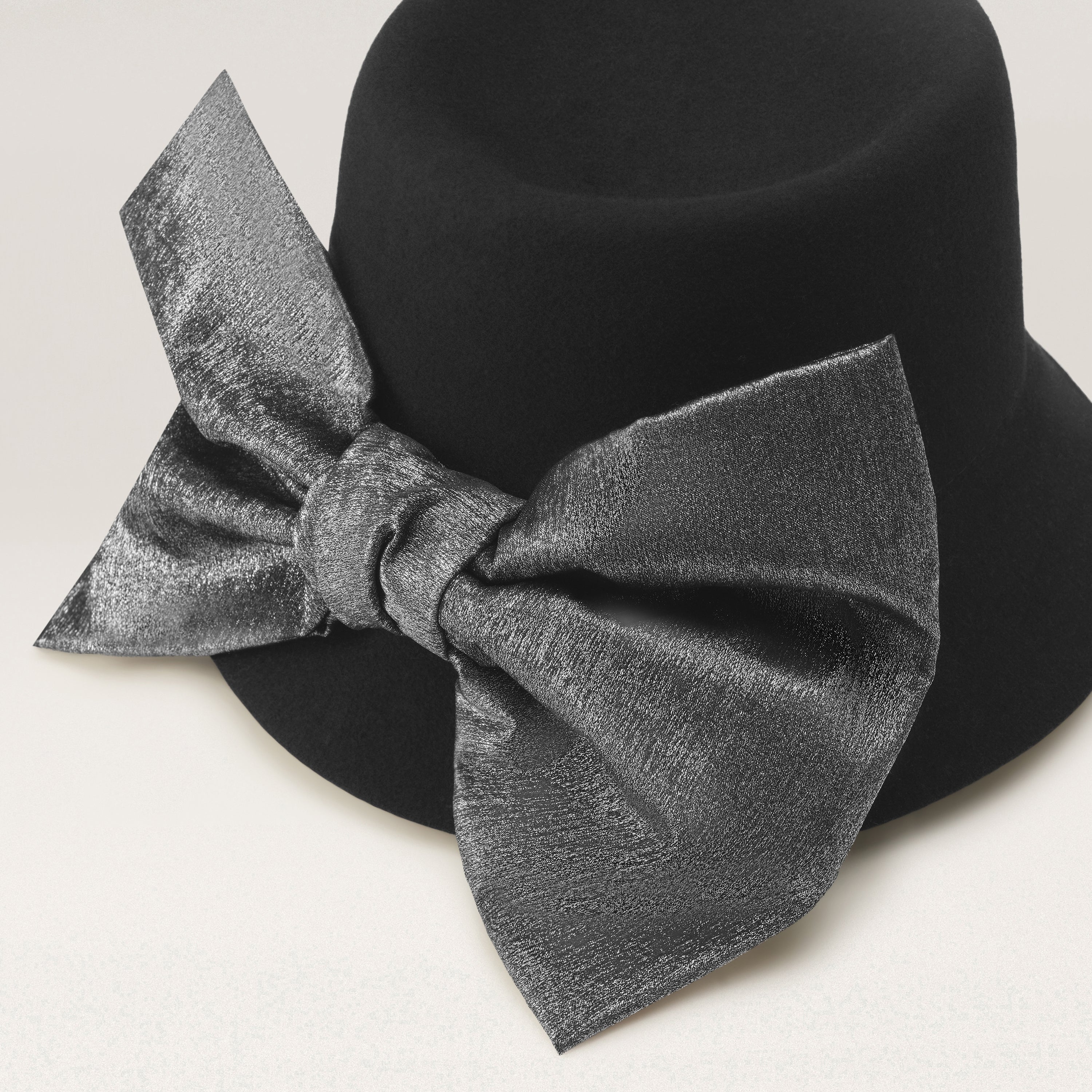 Polly Conscious Bow Bucket - Image 5