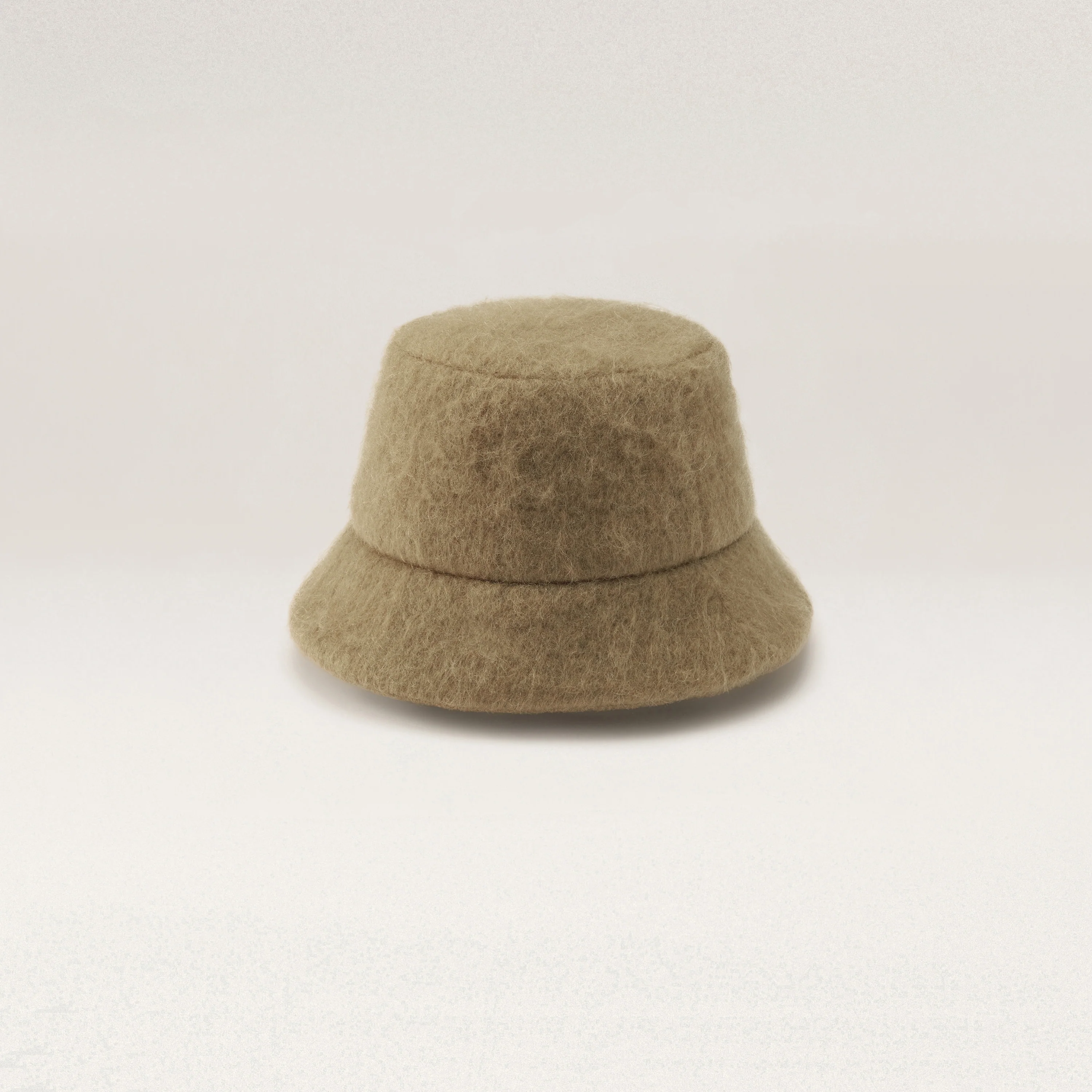 Rita Mohair Blend Bucket