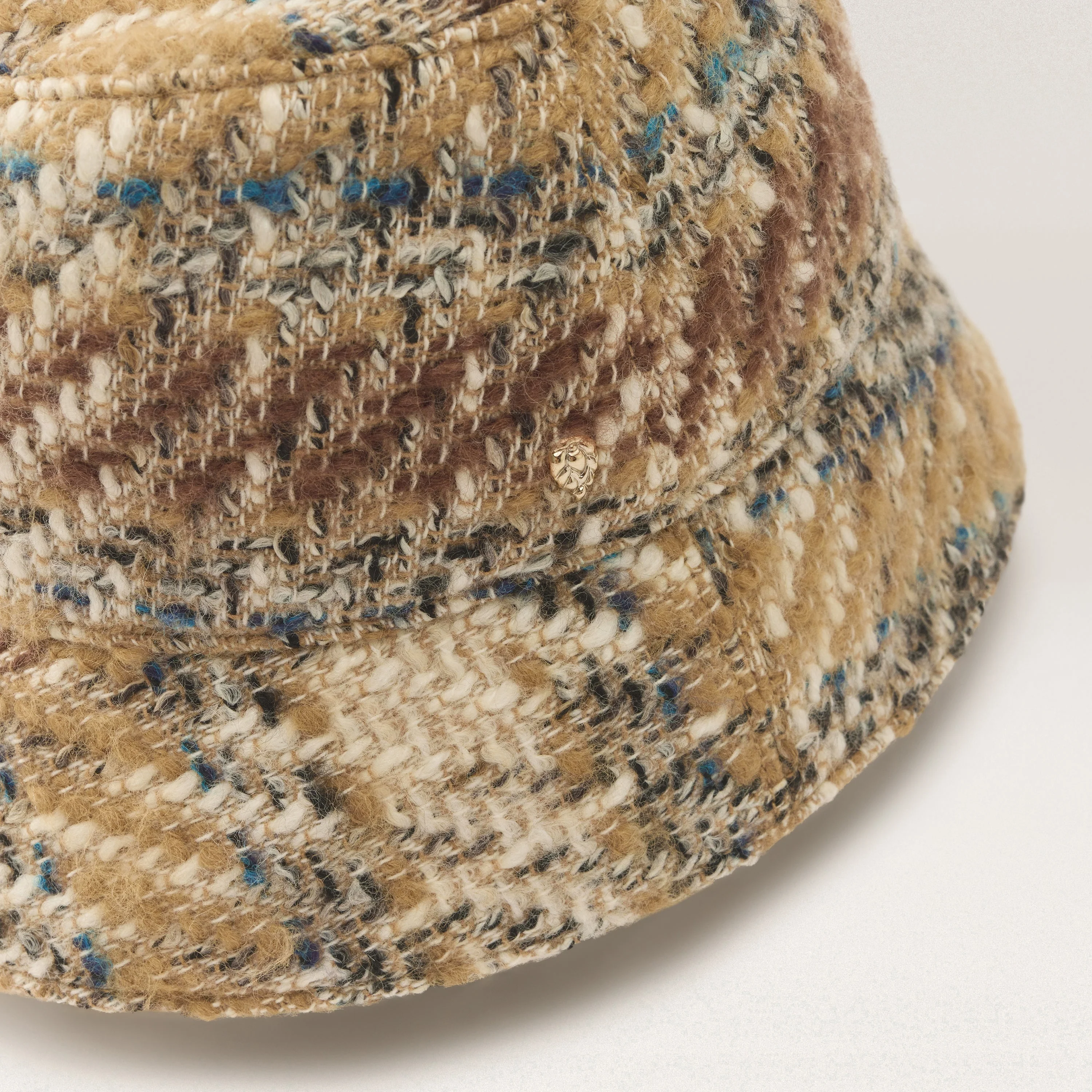 Saige Bucket - Image 4