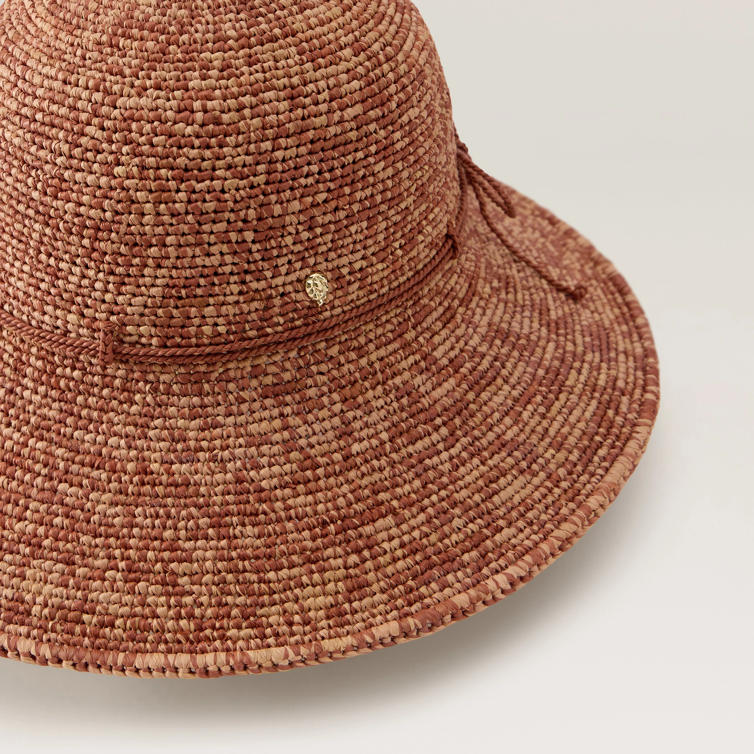 Tahani Raffia Crochet Hat - Image 3