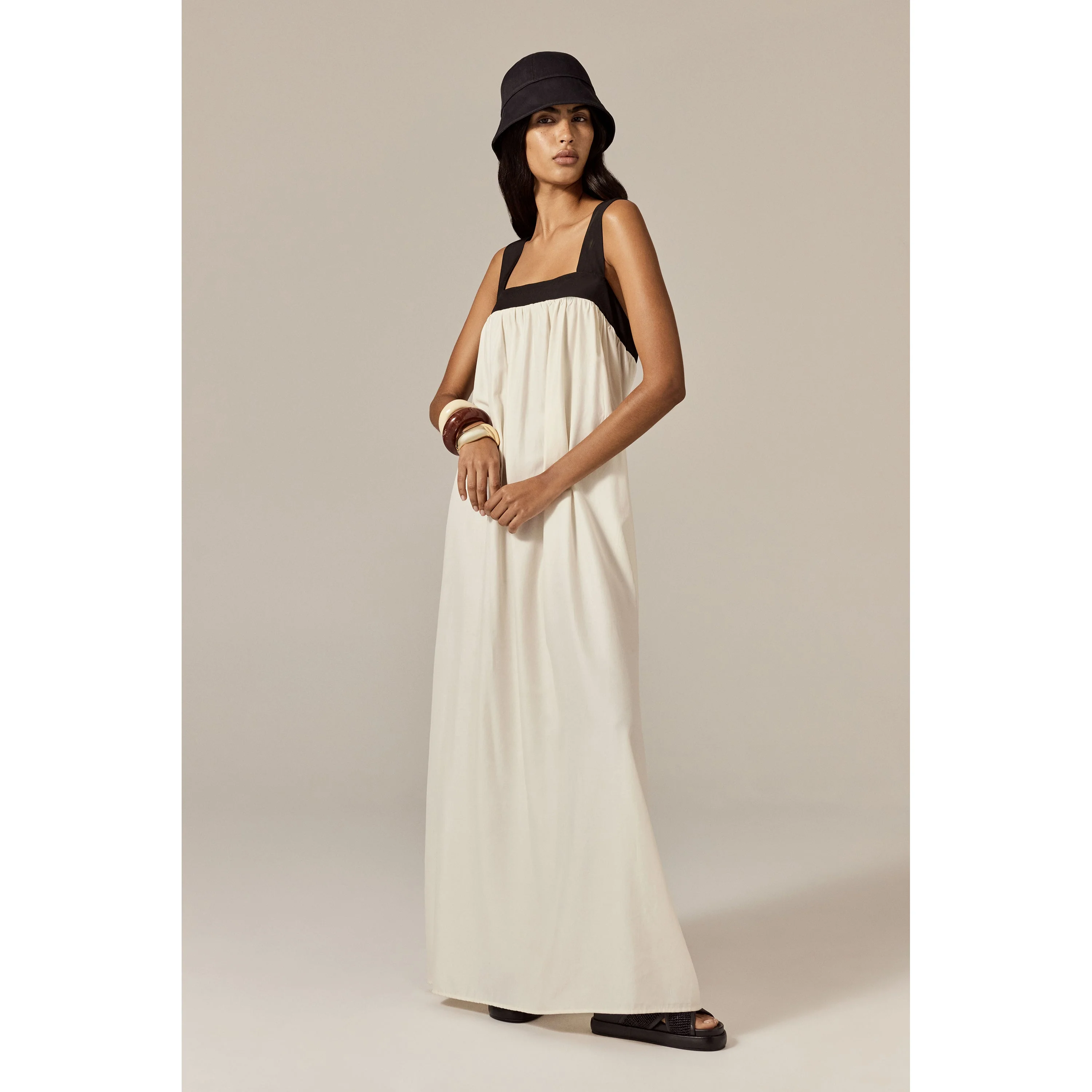 Zahara Organic Cotton Cloche - Image 2